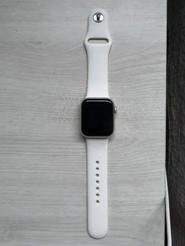 Apple Watch SE 2ª geração (Wi-Fi + gps)