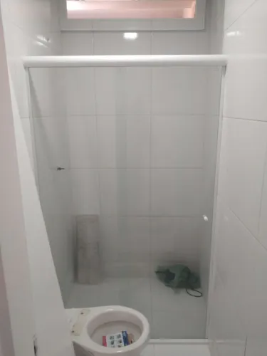 Manutenção de box,janelas e portas M2000 temperado