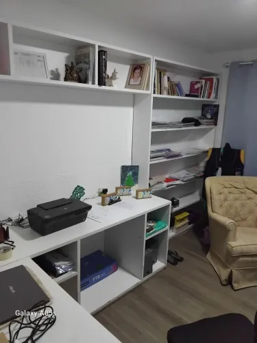 Doação moveide de um escritório já desmontando