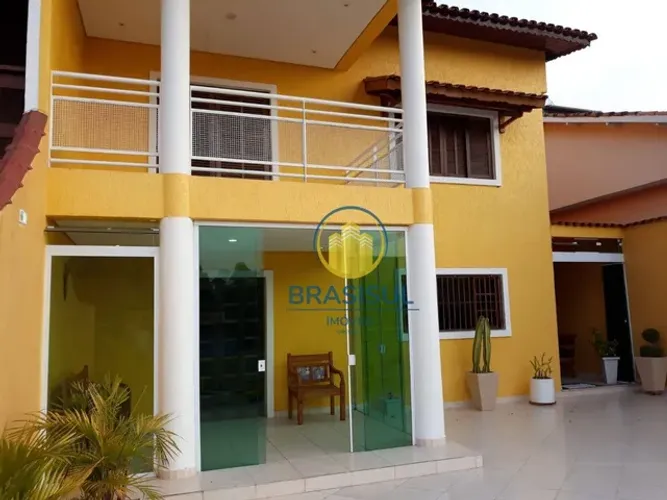 Linda casa a venda no Riviera próximo Guarapiranga.