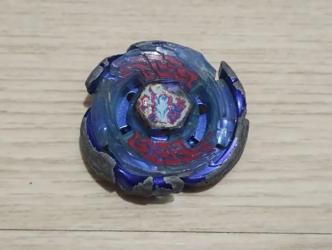 Beyblade metal masters - galaxy pegasus w105r2f [hasbro]