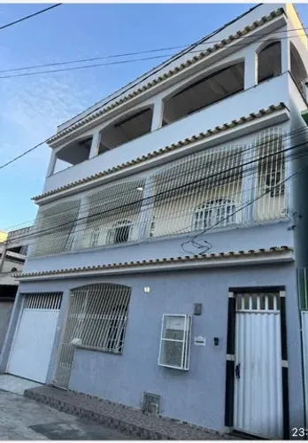 Casa em Itacibá, 2 andares, terraço