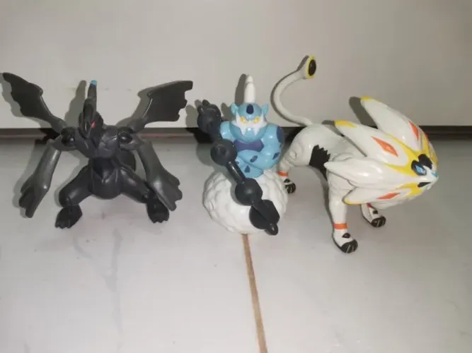 Pokémon McDonald's Solgaleo Zekrom Thundurus