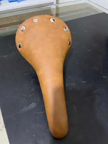 Banco Celin de bicicleta de couro vintage - NOVO