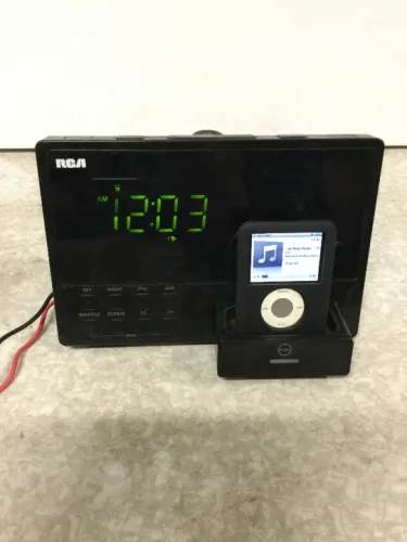 radio relogio com dock ipod rca