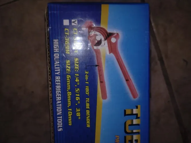 Alicate curvador tubos