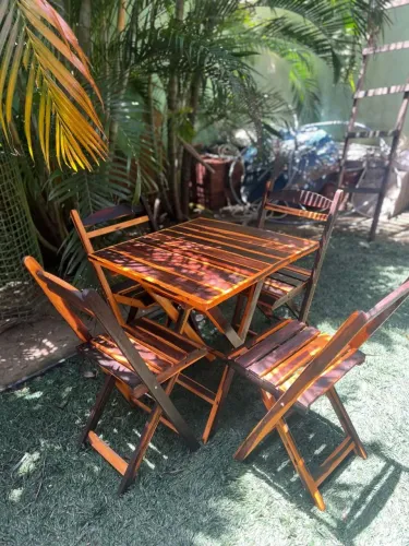 CONJUNTO DOBRÁVEL ENVERNIZADO