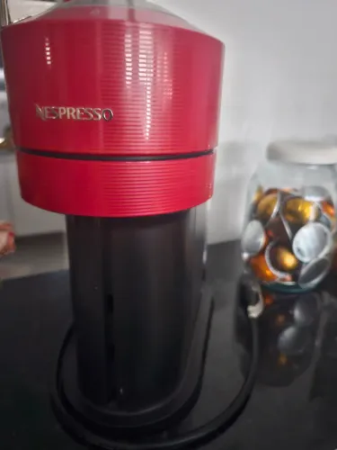 Máquina de Café Nespresso Vertuo