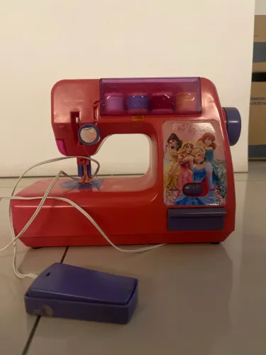 maquina de costura princesas disney