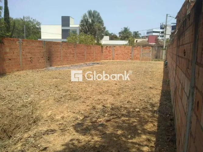 Terreno Residencial à Venda | 300 m² em Panorama II, Montes Claros
