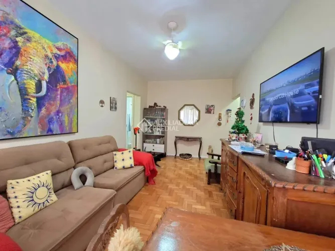 Apartamento à venda no Centro Histórico de Porto Alegre, localizado na Duque de Caxias, 81