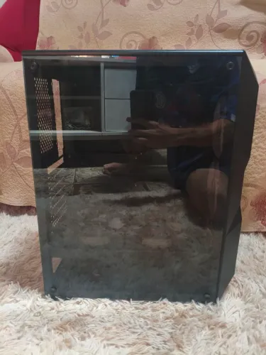 Gabinete Gamer + 3 fans frontais - Perfeito estado 