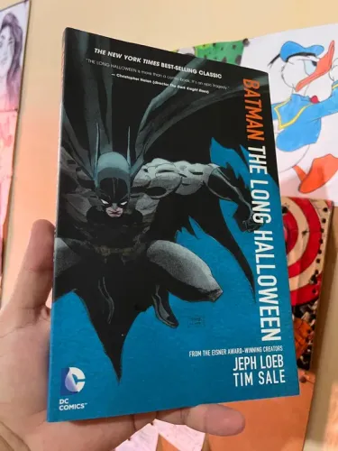 Batman o longo dia das bruxas em inglês Batman The Long Halloween Edição Inglês