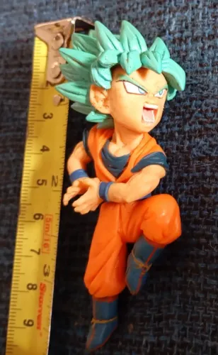 Miniatura Gashapon Goku Super Saiyajin Dragon Ball