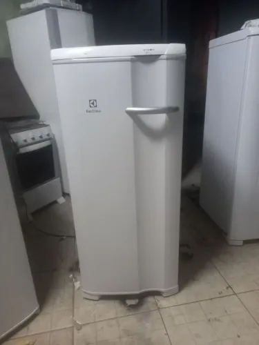 Freezer verificar semi novo funcionando perfeitamente 950