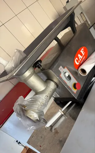 Vendo açougue completo R$ 45 mil