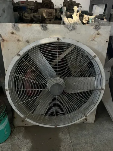 Exaustor com Base quadrada, motor de 2cv 