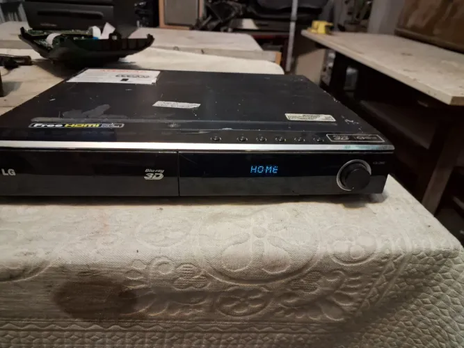 Home theart lg.nao tem caixas. nao funcionando