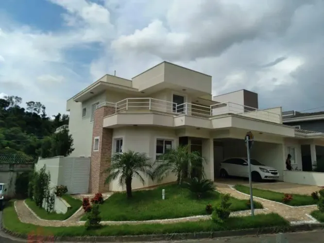 Casa à venda Condomínio Vivenda das Cerejeiras em Valinhos