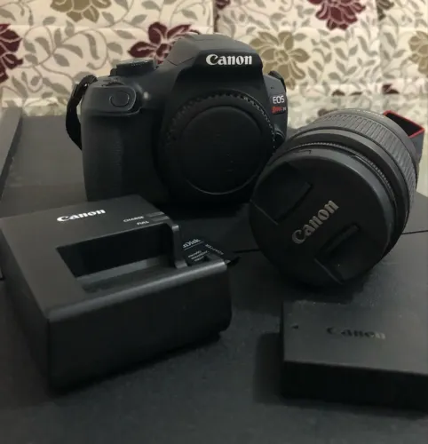 Câmera Canon EOS Rebel T6