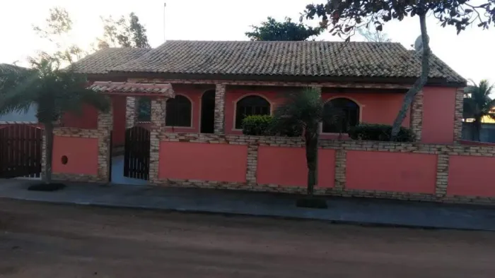 Venda de Linda Casa toda documentada na Praia de Santa Clara 