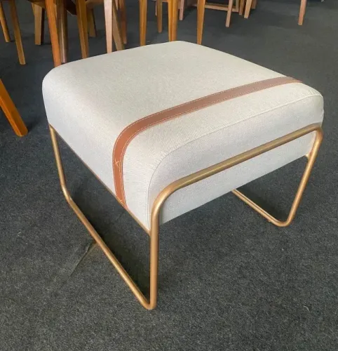 Puff Turin Quadrado Linho Bege Novo Fazemos entrega