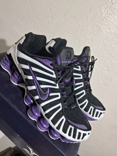 Nike shox Tl 12 molas Cor icônica 