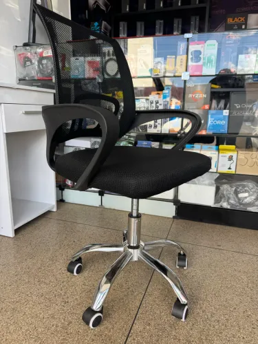 Cadeira secretária nova 