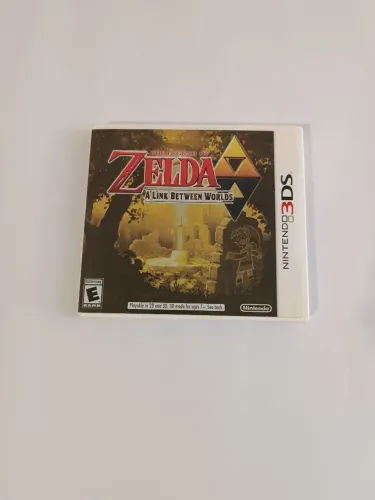 The Legend of Zelda: A Link Between Worlds (Nintendo 3DS)