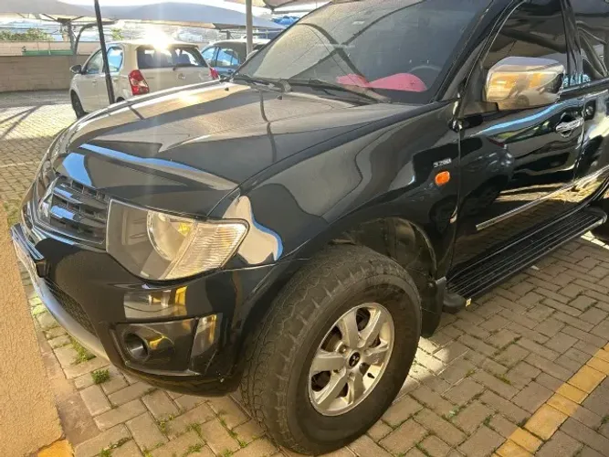 Mitsubishi L200 Triton HPE 3.2 CD TB Int.diesel MEC 2012