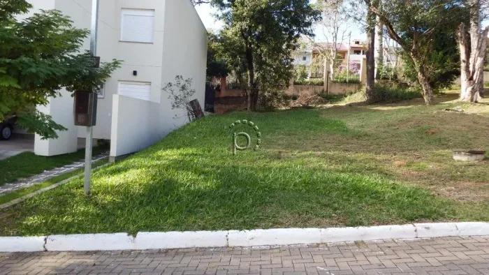 Venda de Terreno em Condomínio em bairro Vila Nova com 176m² Área Const. e 176m² Ár
