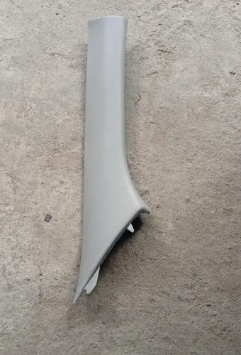 MOLDURA PARABRISA LADO DIREITO HYUNDAI TUCSON 07/15