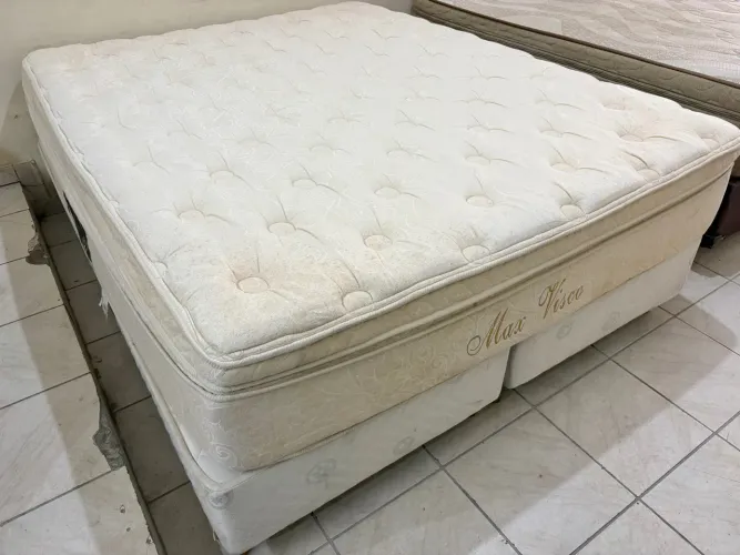 Cama box de casal Queen , cama Queen