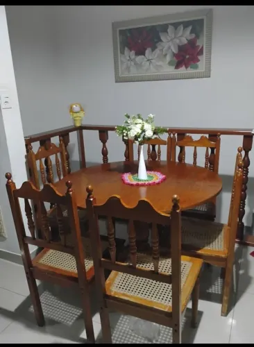 Mesa de Jantar Redonda e oval com 6 Cadeiras
