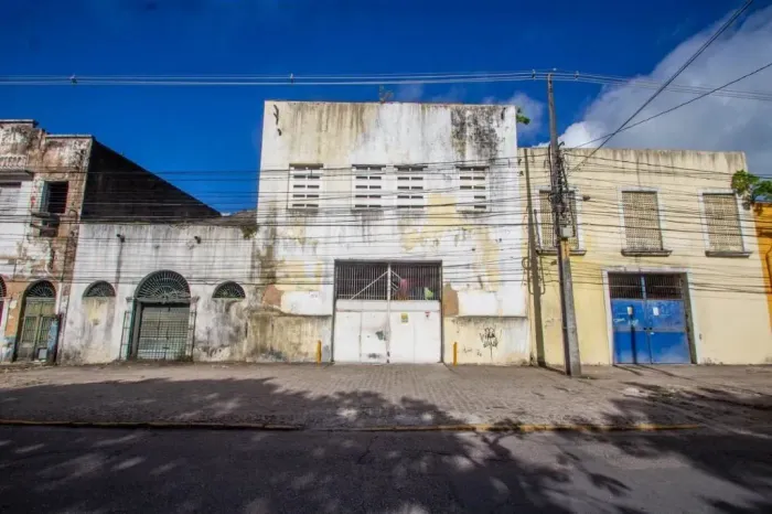 Galpão para locação no Cais do Apolo