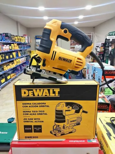 Serra Tico-tico Elétrica 650w Profissional DeWalt (Nova)