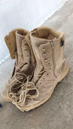 Bota Rafale cor areia Tam 45