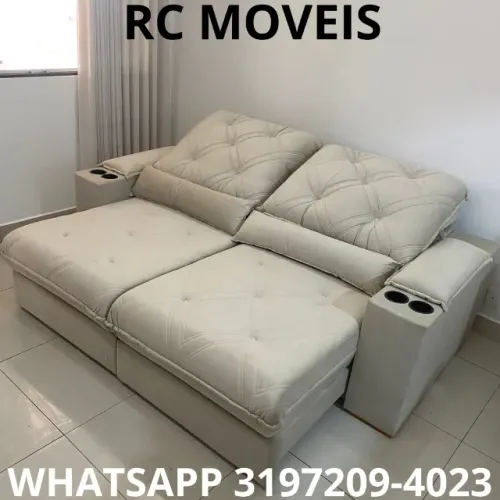 Sofá Retrátil e Reclinável Cuiabá com Porta-Copos - Conforto e Praticidade em um Só Móvel