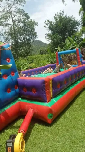 Aluguel de Brinquedos Infláveis e Jogos eletrônicos 