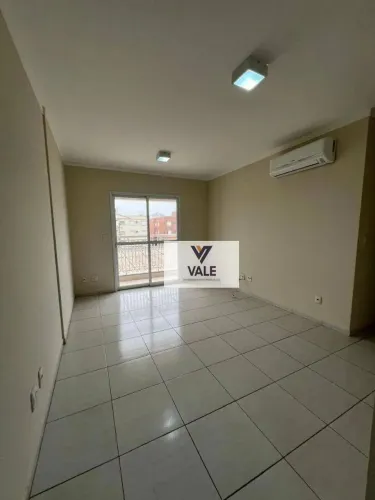 Apartamento com 2 dormitórios à venda, 75 m² por R$ 430.000,00 - Edifício Maiorca - Araçat