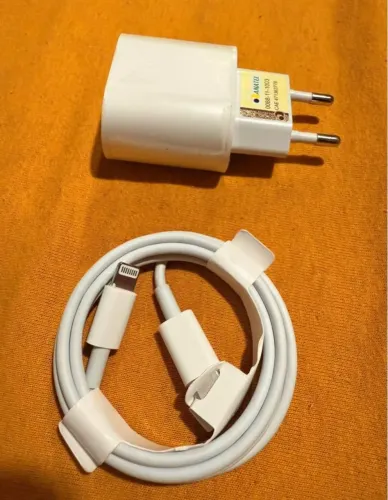 Carregador e Cabo Lightning Apple - até 13pro