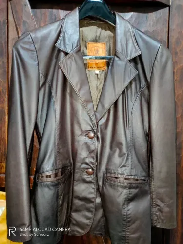 Blazer Feminino Couro Legítimo Kalline - Tamanho M - Pouco Uso!