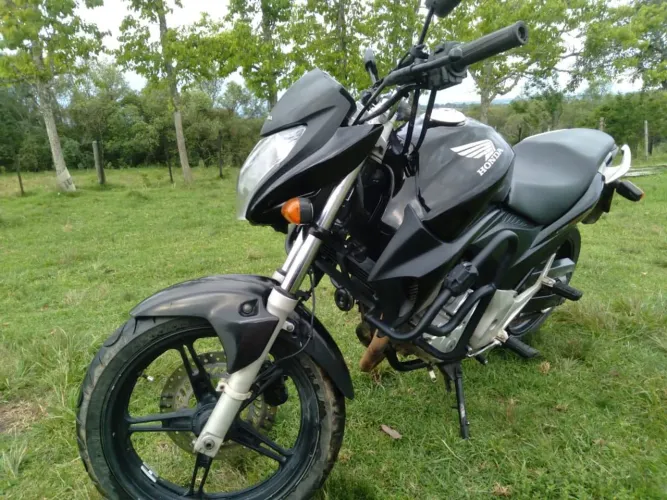 Cb 300 R