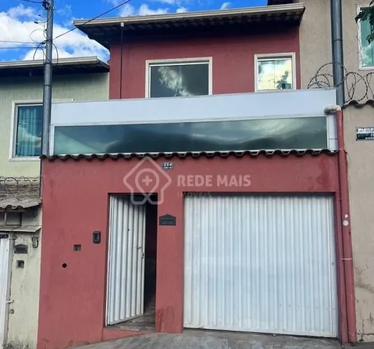 Casa geminada no Eldorado