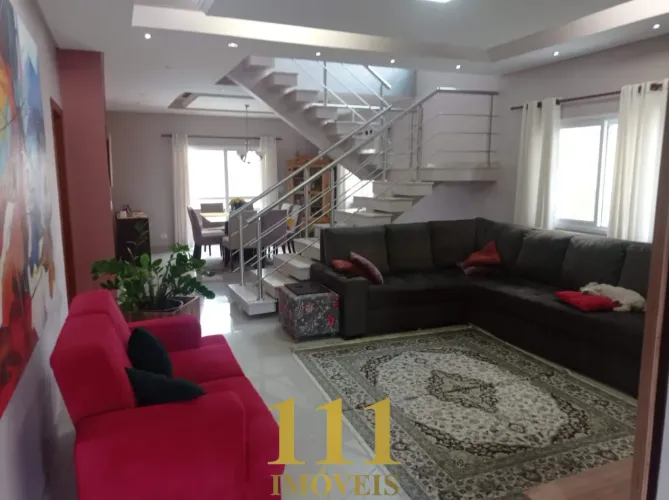 CASA EM CONDOMINÍO ALTO PADRÃO INCRÍVEL - Quintas de Vila Branca  Jacareí