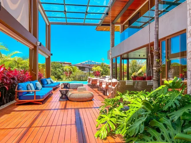 CASA LOCAÇÃO DE TEMPORADA EM PRAIA DO FORTE COM 5 SUITES