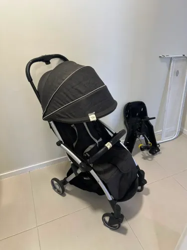 Carrinho chicco + Cadeirinha para bike
