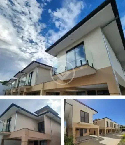 Casa em condomínio à venda codigo: 284601