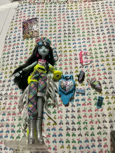 Frankie Monster fest
