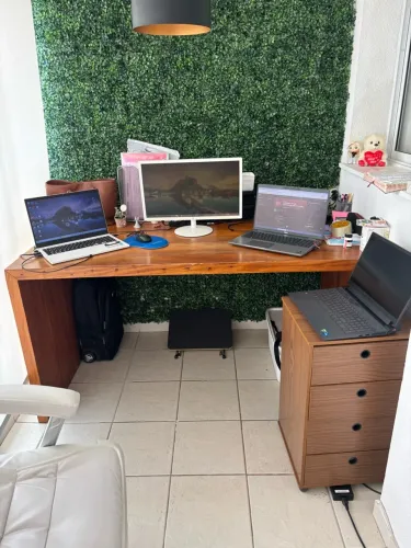 Mesa de escritório madeira maciça